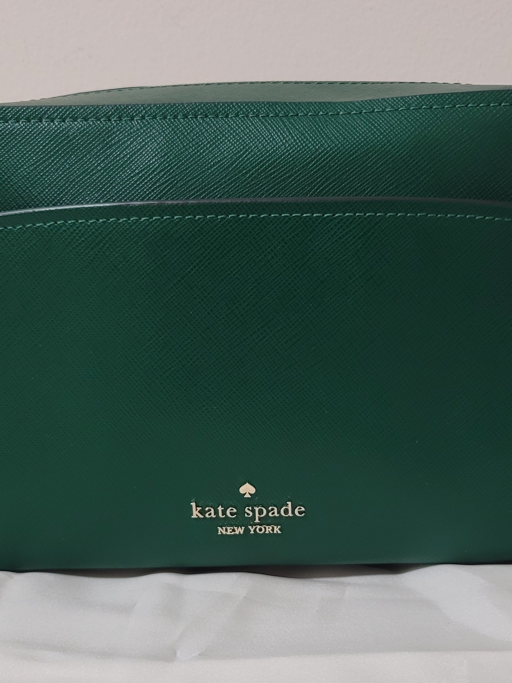 Kate Spade New York Emerald Green Saffiano Leather Crossbody NWOT